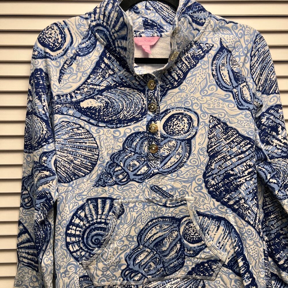 LILLY PULITZER Sea Shell Print, 1/4 Button Down Long Sleeve Sweatshirt Size Sm